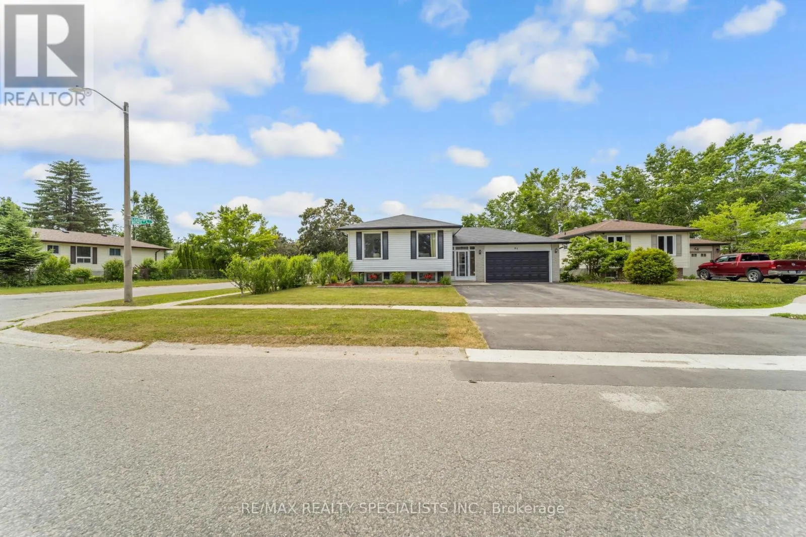 65 BRONTE CRESCENT