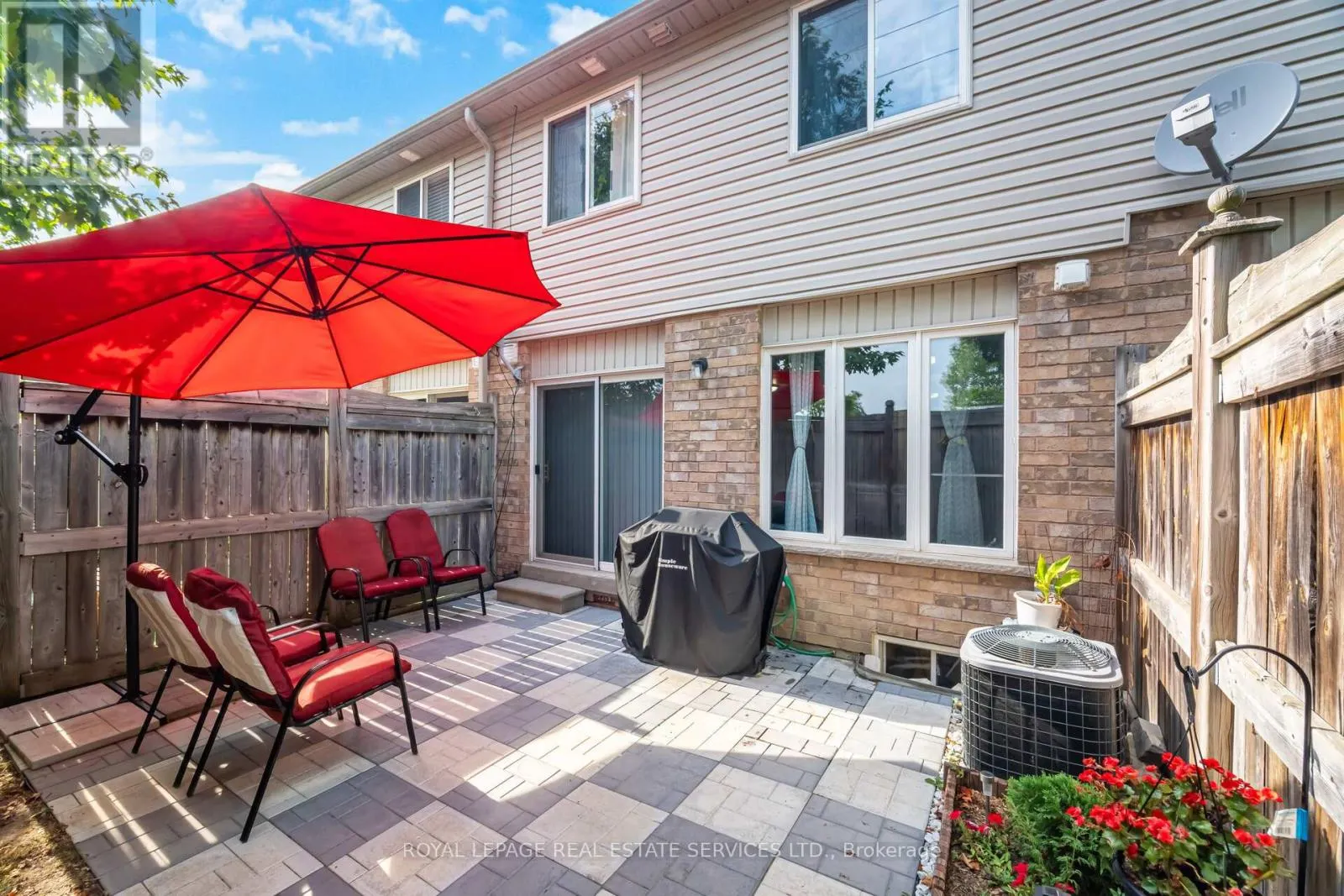 6 - 430 MAPLEVIEW DRIVE E