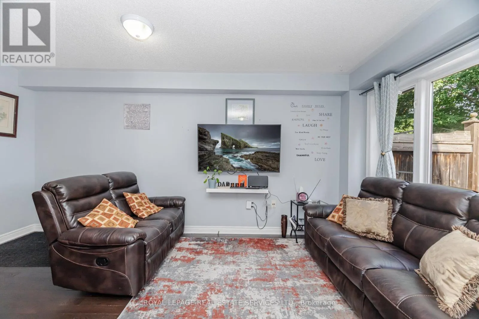 6 - 430 MAPLEVIEW DRIVE E