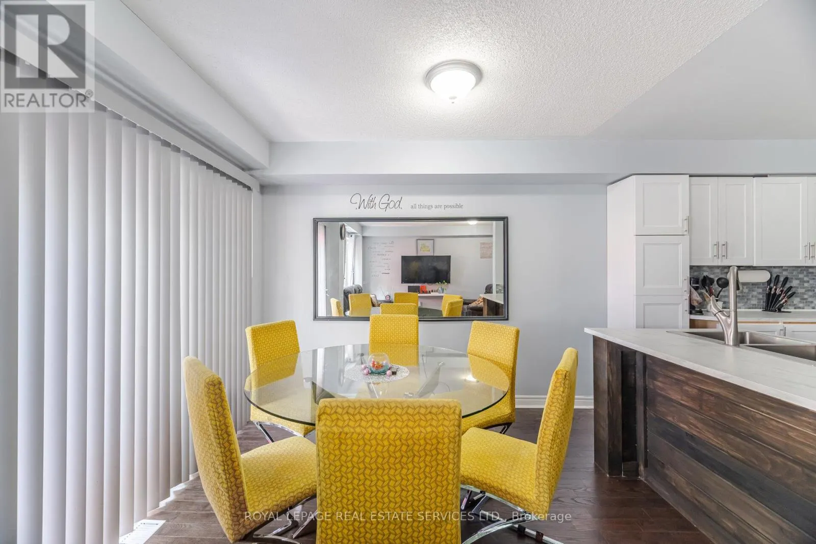 6 - 430 MAPLEVIEW DRIVE E