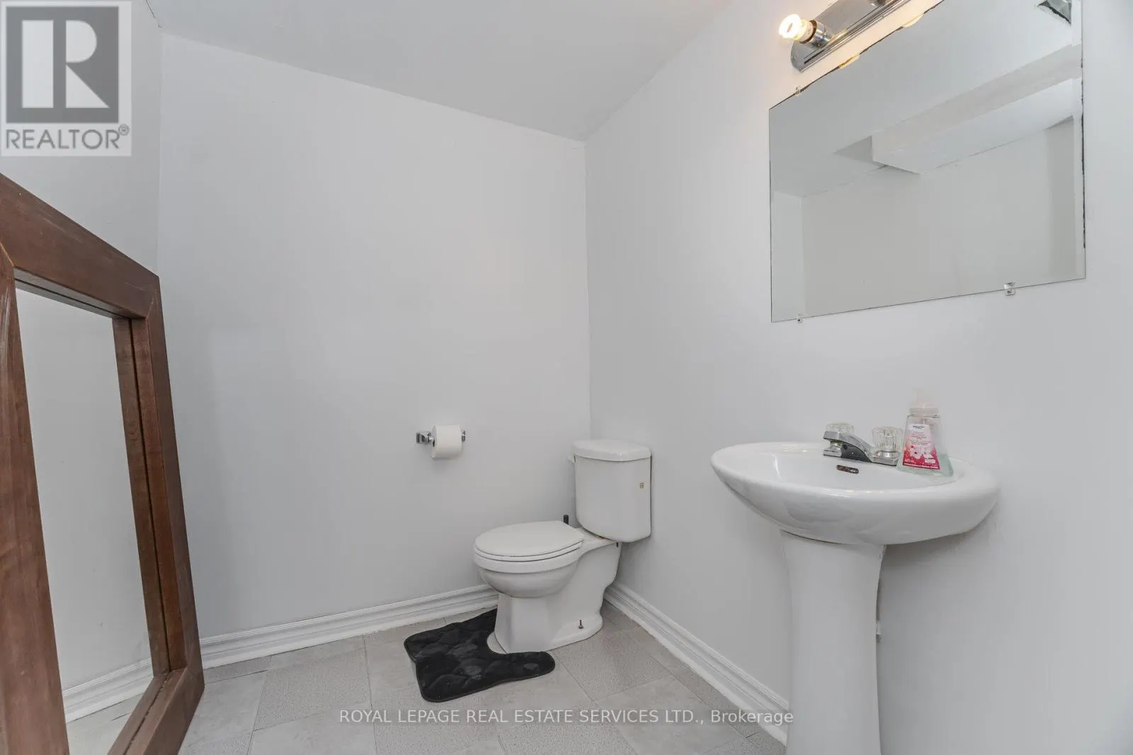 6 - 430 MAPLEVIEW DRIVE E