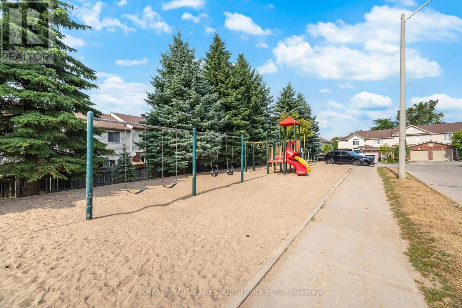 6 - 430 MAPLEVIEW DRIVE E