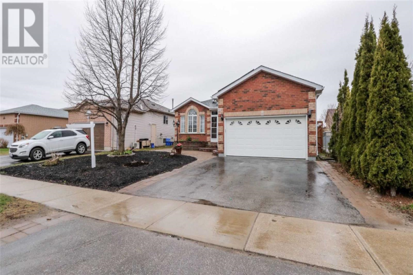 22 MARSELLUS DR, Barrie