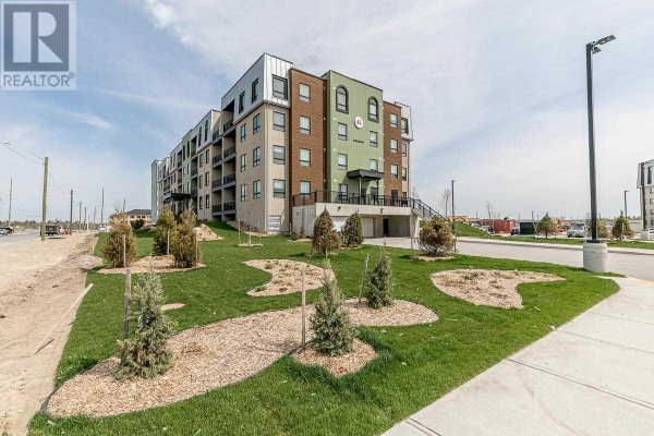 #404 -6 SPICE  WAY, Barrie