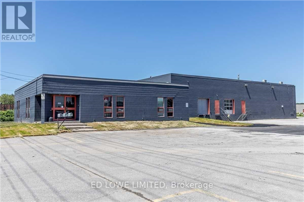 125 FERNDALE DR N, Barrie