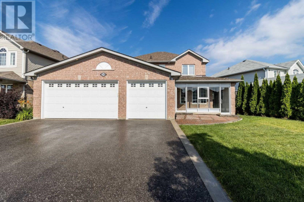 28 COUNTRY LANE, Barrie