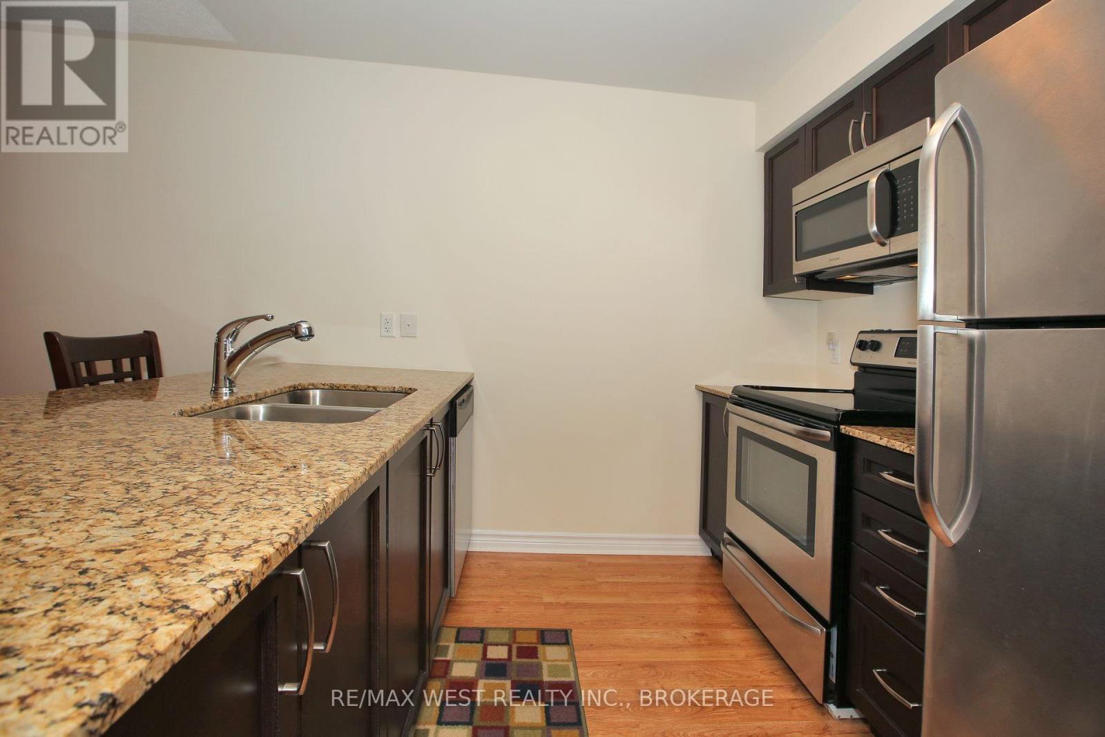 Listing S5823593 - Large Photo # 18