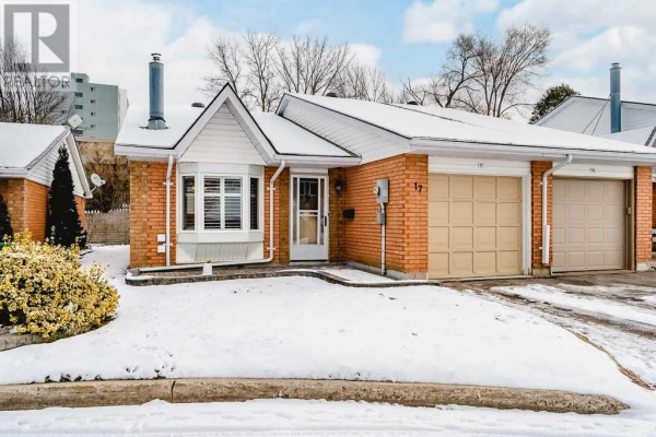 #17 -696 KING ST, Midland