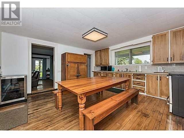 Listing S5853994 - Large Photo # 21