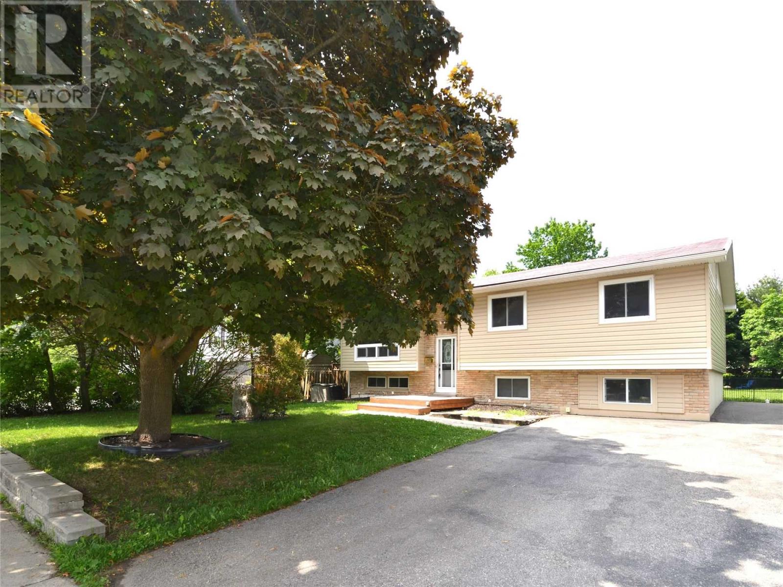 Listing S5858660 - Large Photo # 28