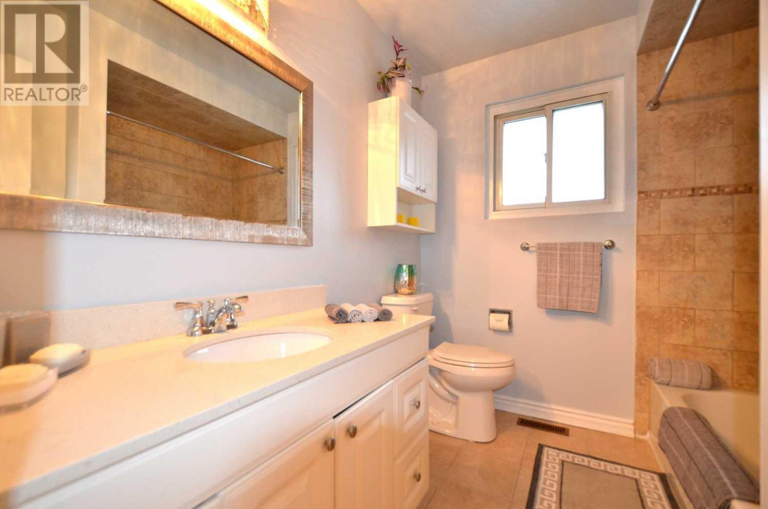 Listing S5858660 - Large Photo # 18