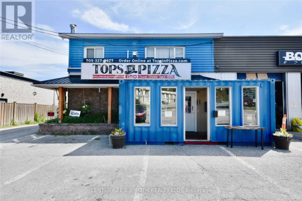 276 MEMORIAL AVE, Orillia