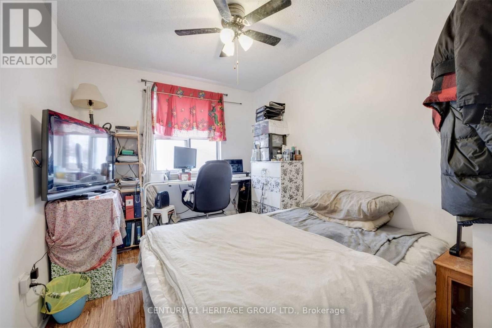 Listing S5867768 - Large Photo # 14