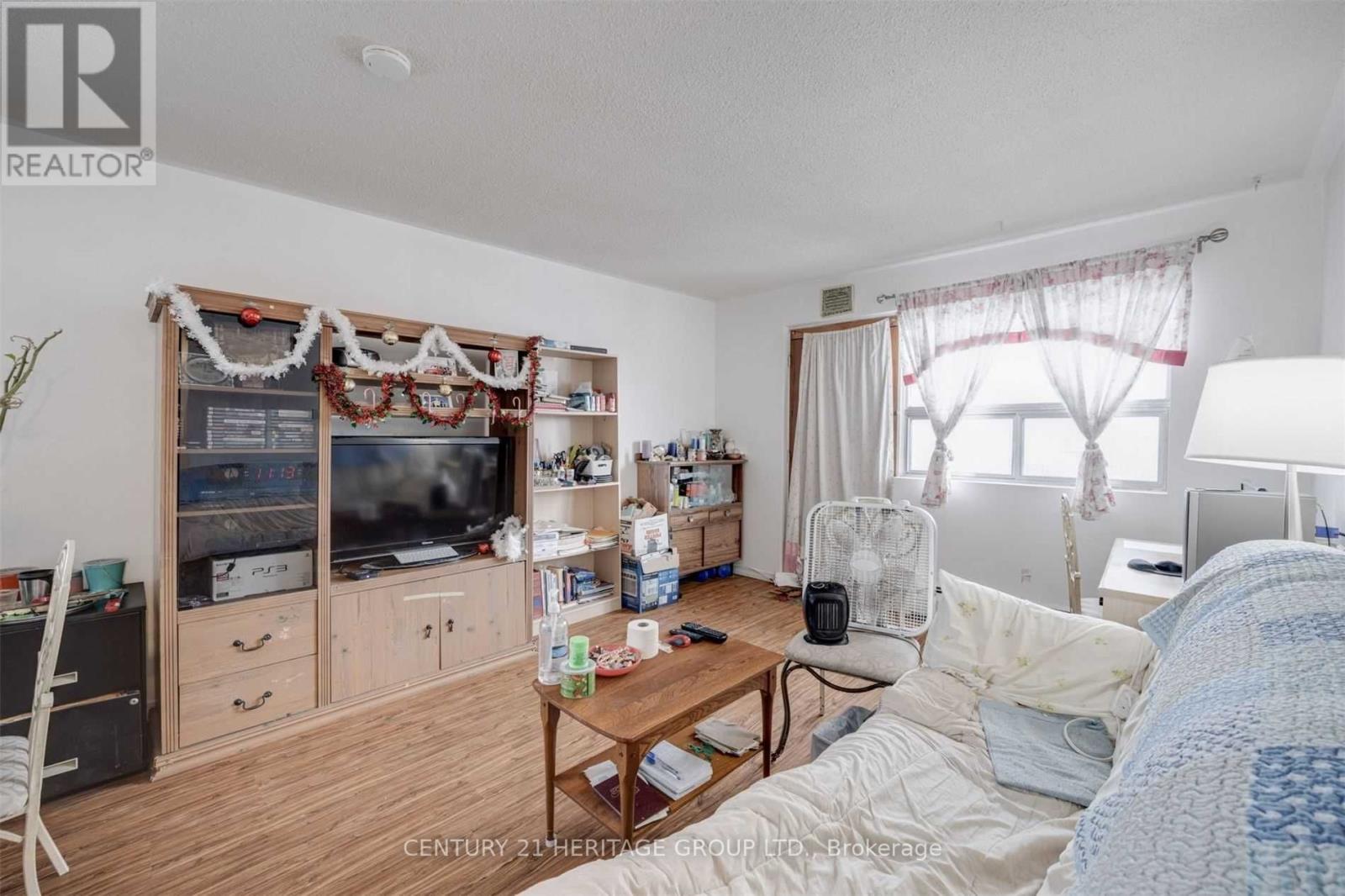 Listing S5867768 - Large Photo # 6