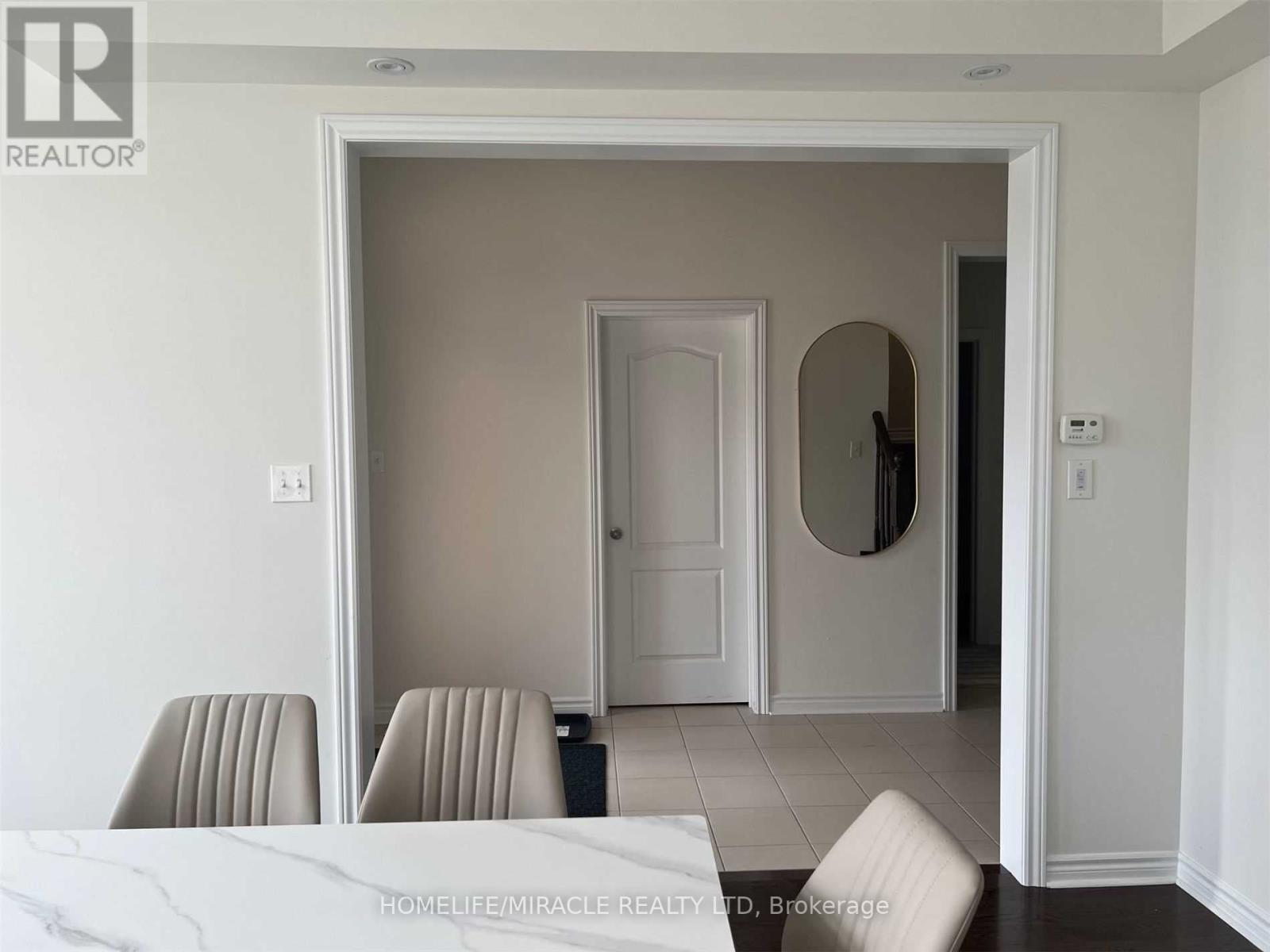 Listing S5870799 - Large Photo # 14