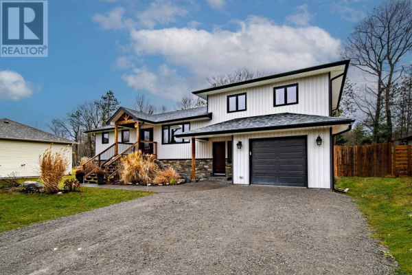 45 EVERGREEN AVE, Tiny