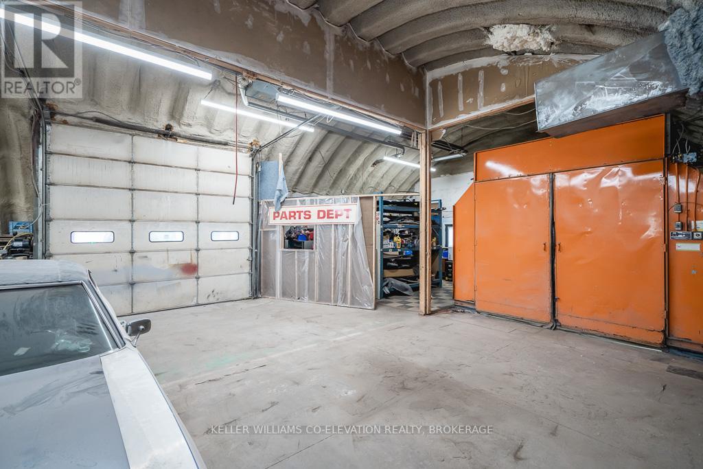 Listing S5878621 - Large Photo # 12