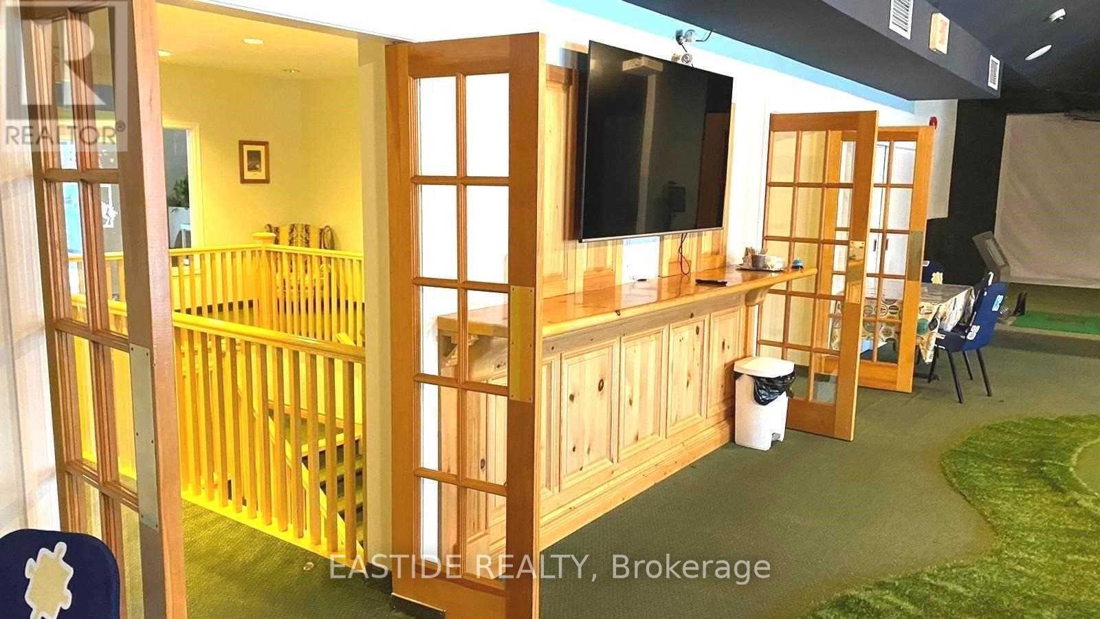 Listing S5880486 - Large Photo # 10