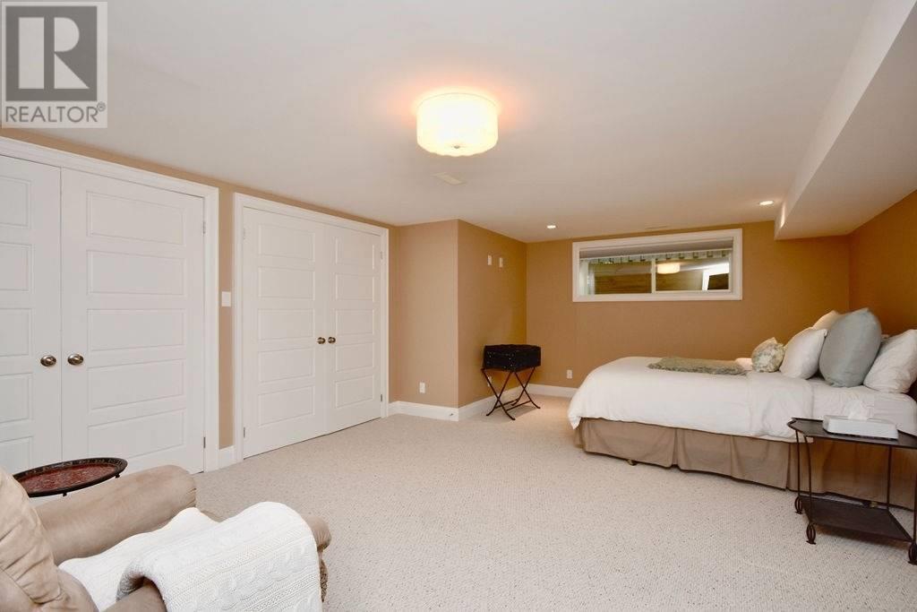 Listing S5885778 - Large Photo # 30
