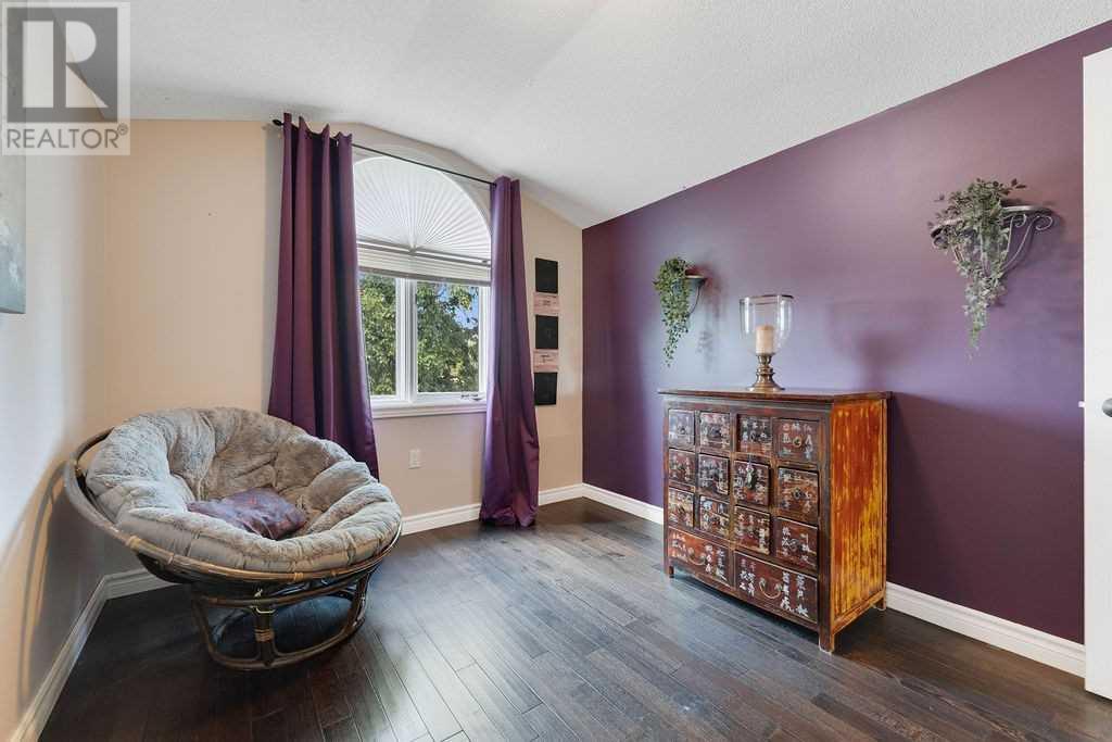 Listing S5886647 - Large Photo # 18