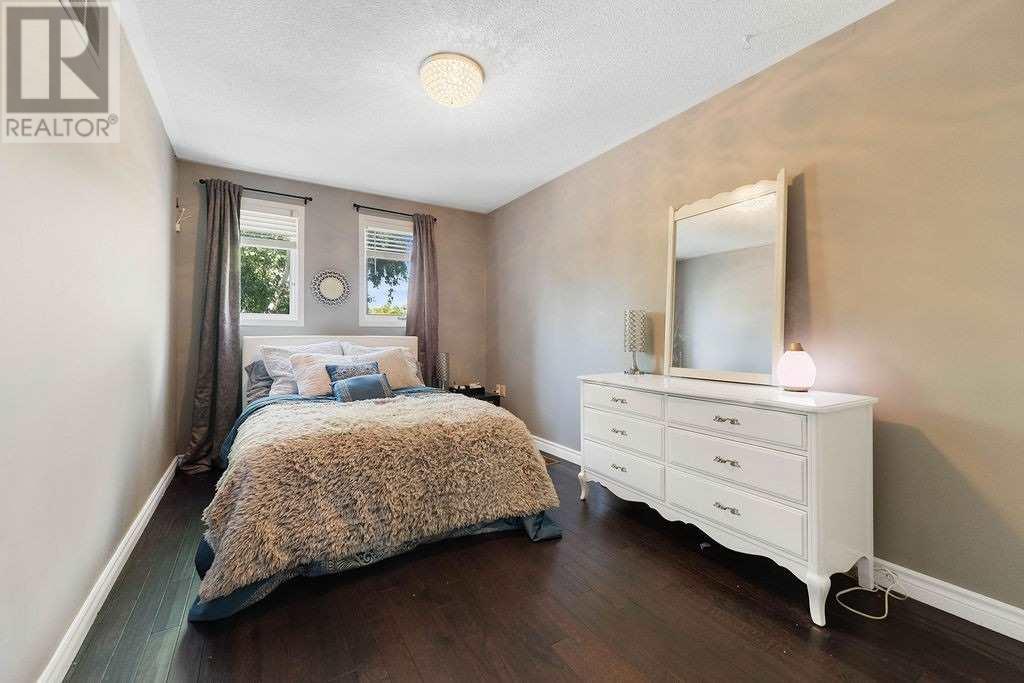 Listing S5886647 - Large Photo # 19