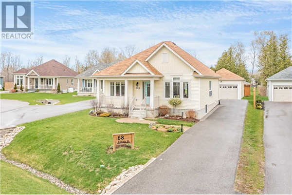 68 ROBERT ST S, Wasaga Beach