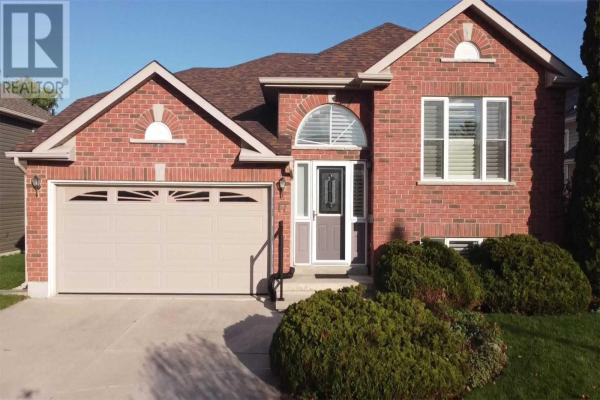 17 NETTLETON CRT, Collingwood