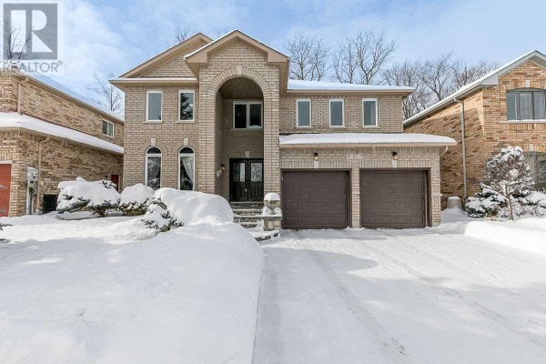 27 PRINCESS MARGARET GATE, Barrie