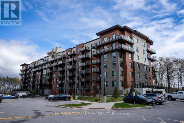#416 -302 ESSA RD, Barrie