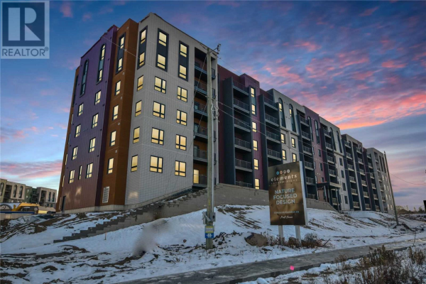 #415 -4 SPICE WAY, Barrie