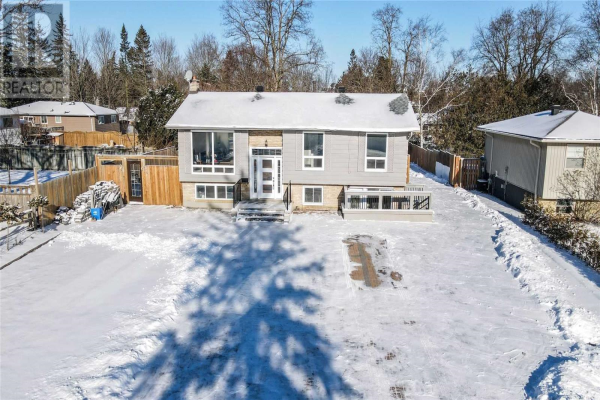 235 CEDAR CRES, Barrie