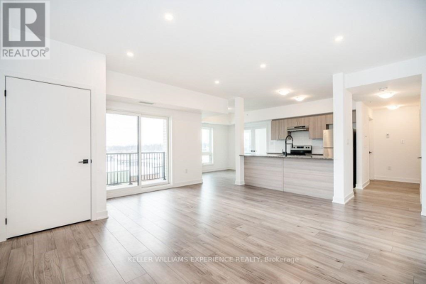 #617 -4 SPICE WAY, Barrie