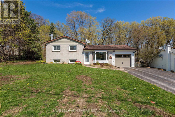 10 SANDRA DR, Orillia