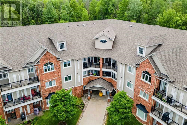 #102 -16 WESTBURY RD, Wasaga Beach