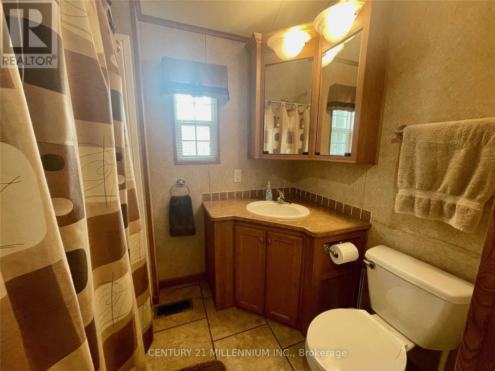 Listing S5953439 - Large Photo # 10