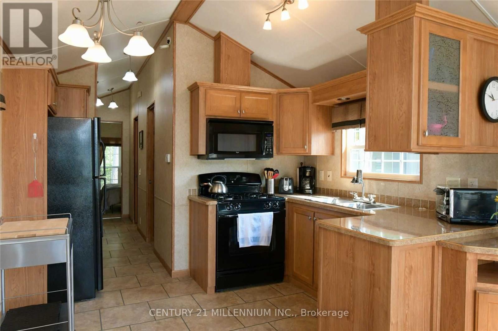 Listing S5953439 - Large Photo # 9