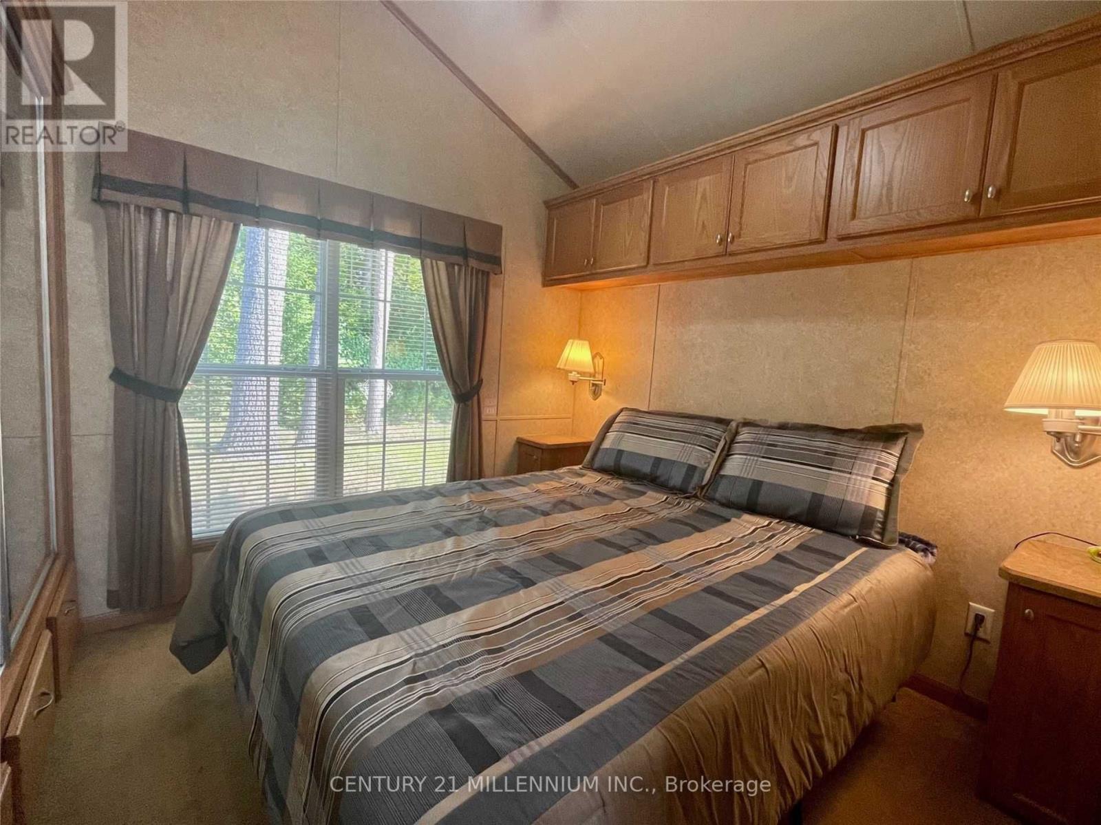 Listing S5953439 - Large Photo # 11