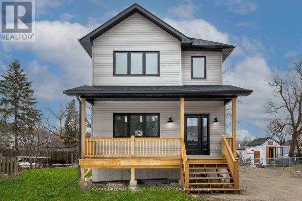 38 SHERIDAN ST, Penetanguishene