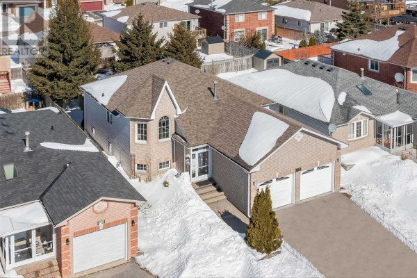 76 SRIGLEY ST, Barrie