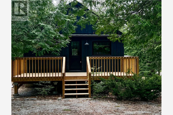 20 FOREST RD, Tiny