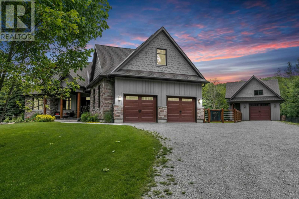 83 GOLDFINCH CRES, Tiny
