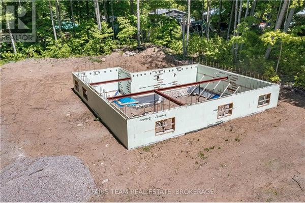 6 FAIRLAWN GRVE, Tiny