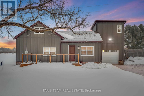 2512 SUNNIDALE RD, Springwater