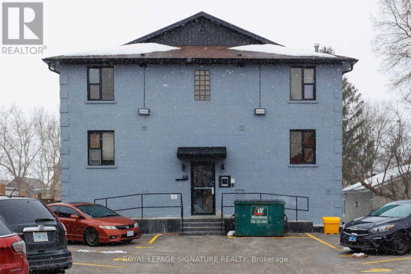 68 DUNLOP ST, Orillia