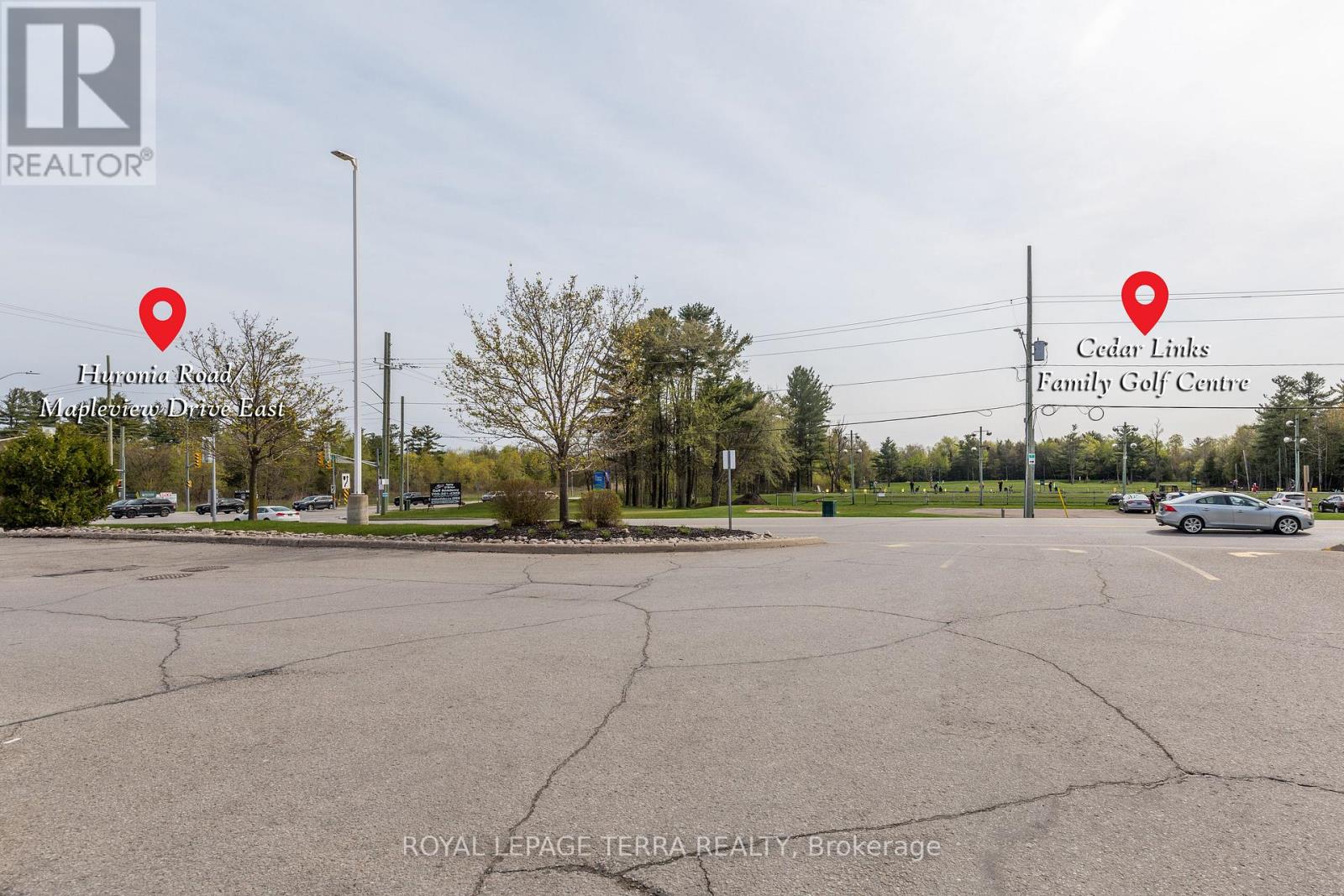 #6 -237 MAPLEVIEW DR E, #6