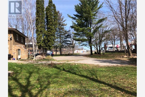 691 BALM BEACH RD E, Midland