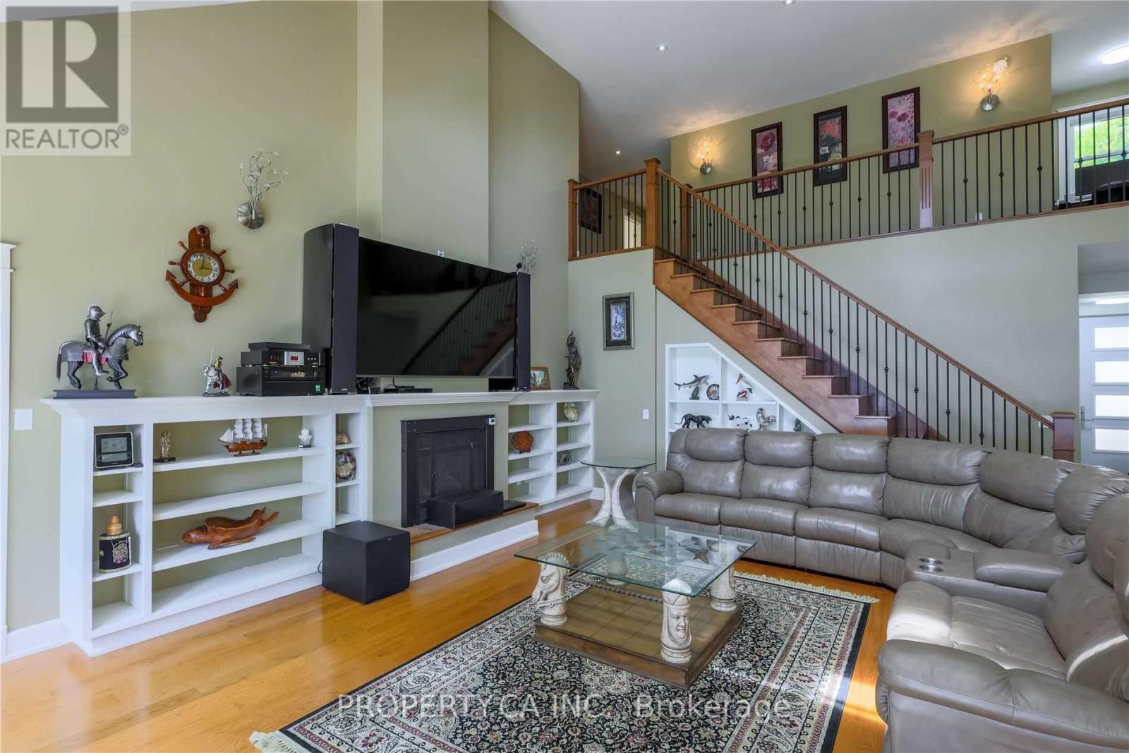 Listing S5975847 - Large Photo # 4