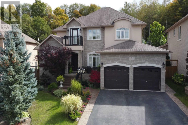 9 STAPLETON PL, Barrie