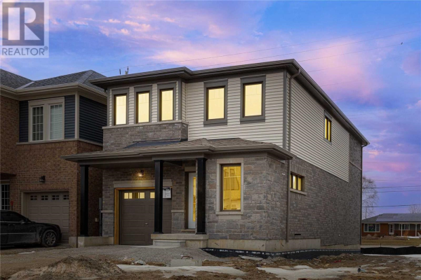 29 HARVEST CRES, Barrie