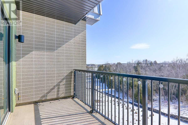 #404 -5 CHEF LANE, Barrie